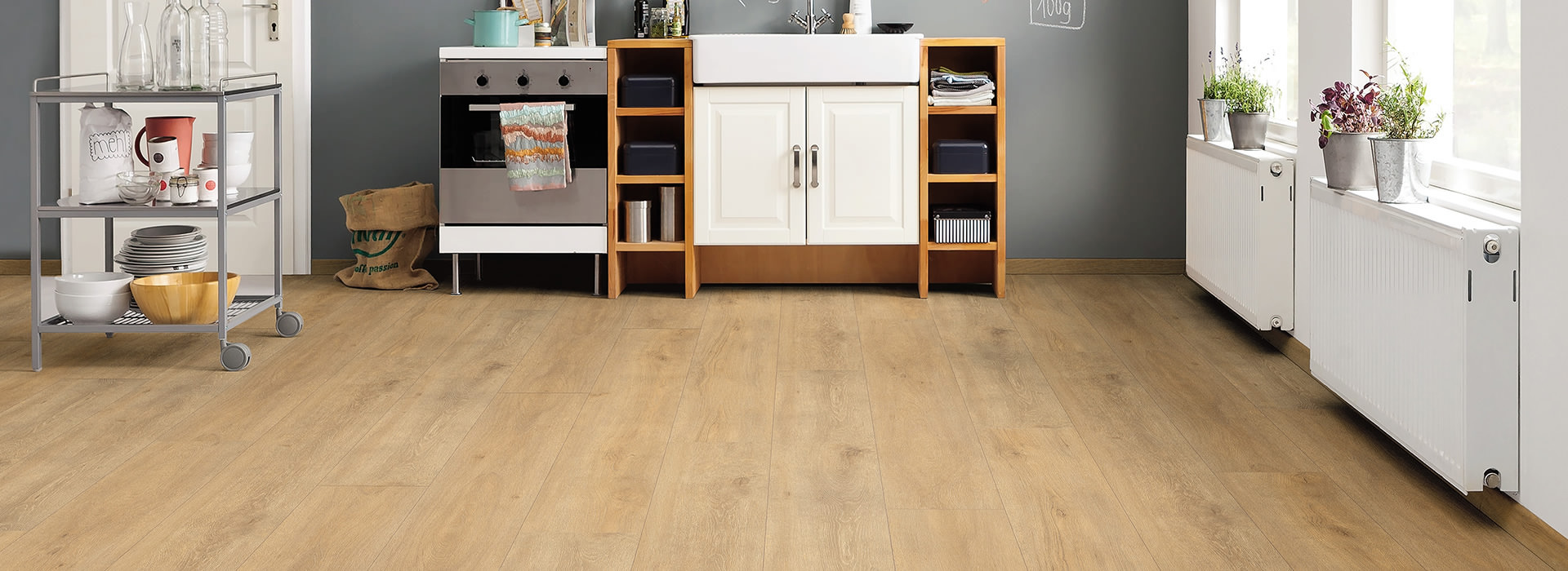 Ламинат Haro Tritty 100 Gran Via 4V Дуб Юбилейный Натур 534456 фото в интерьере